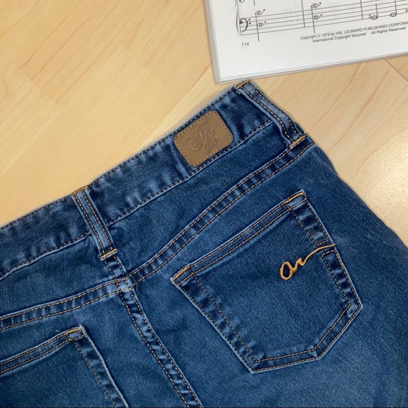 🎾 American Rag Straight Leg Jeans - Picture 6 of 6